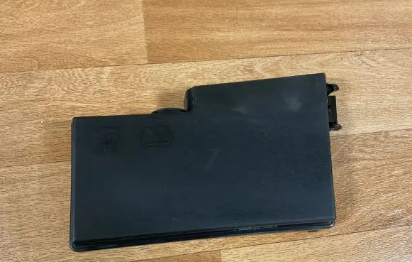 Ford Focus C-MAX Fuse box cover 3M5T14A076AB