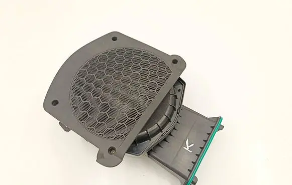 BMW X3 G01 Subwoofer speaker 6811926 6826949