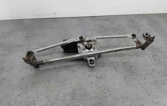 Volkswagen Golf IV Front wiper linkage 