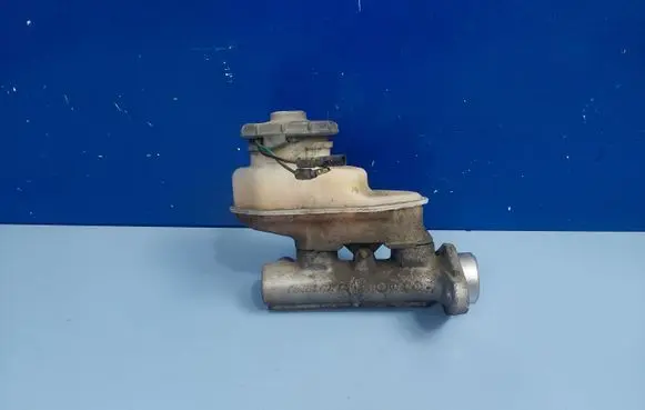 Honda Accord Master brake cylinder 46100S84A02 46100S4KA01