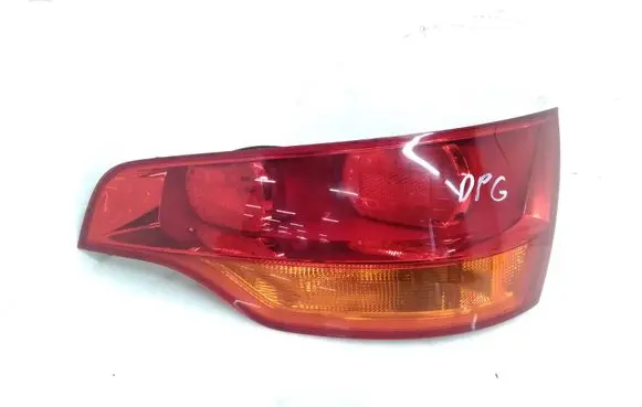 Audi Q7 4L Tailgate rear/tail lights 027330202 4L0945094