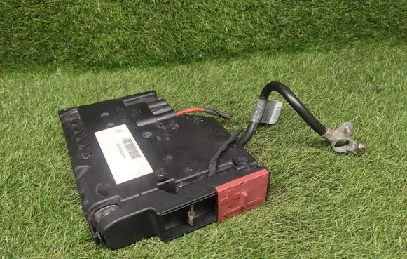 Mercedes-Benz E W212 Positive cable (battery) F0306696 557438 61109175