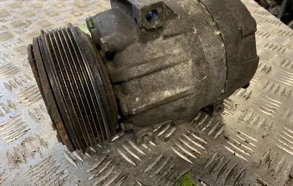 Renault Laguna II Air conditioning (A/C) compressor (pump) 8200343375