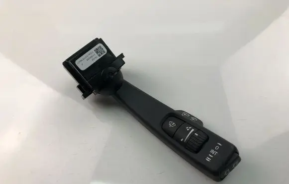 Volvo V60 Indicator stalk 31394008