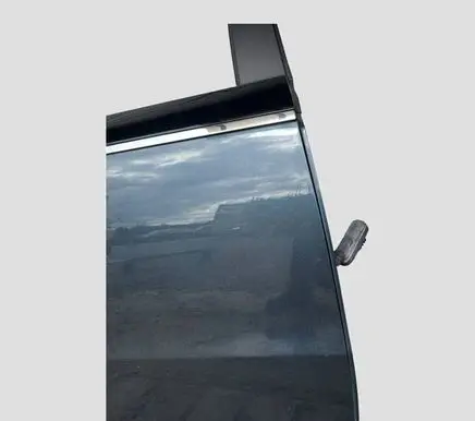 Opel Ampera Rear door