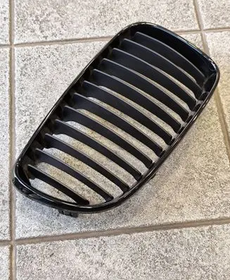 BMW 1 E81 E87 Front grill 51710441921