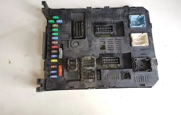 Peugeot 307 Comfort/convenience module B00T216760315B