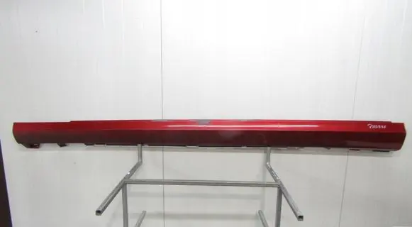 Front sill (body part)