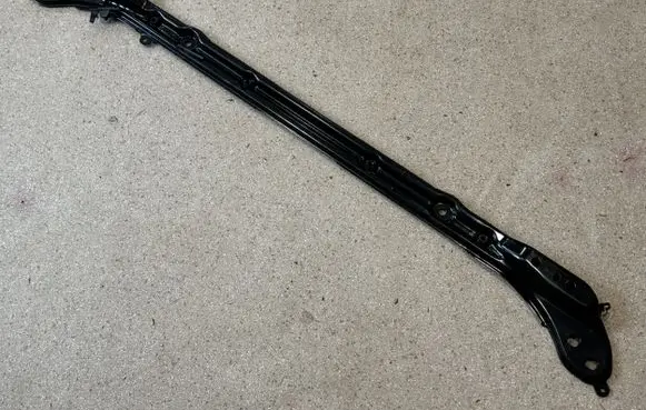 BMW 4 G22 G23 G24 G26 Bottom radiator support slam panel 1702381