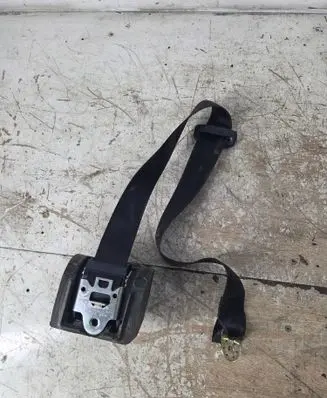Rear seatbelt