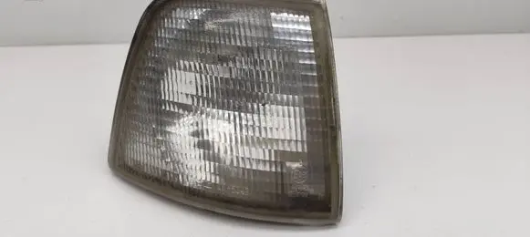 Audi 80 90 B3 Front indicator light 185143B