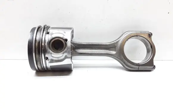 Volvo V70 Piston with connecting rod