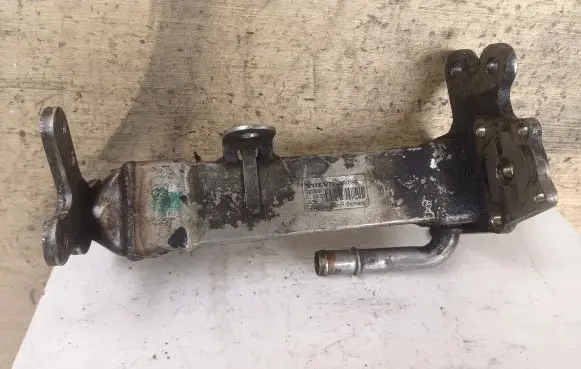 Volvo XC90 EGR valve cooler 30637142 001209