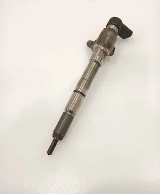 Fuel injector