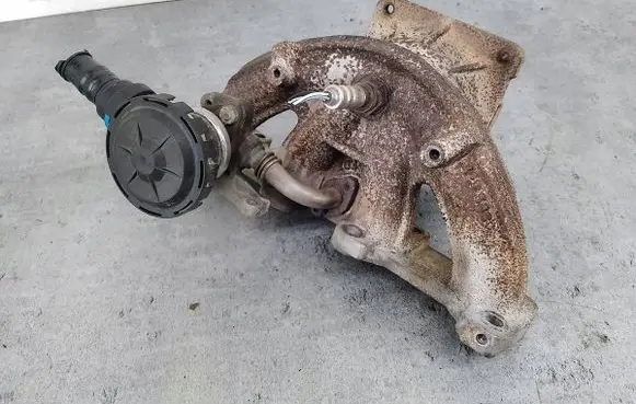 Peugeot 206 Exhaust manifold 