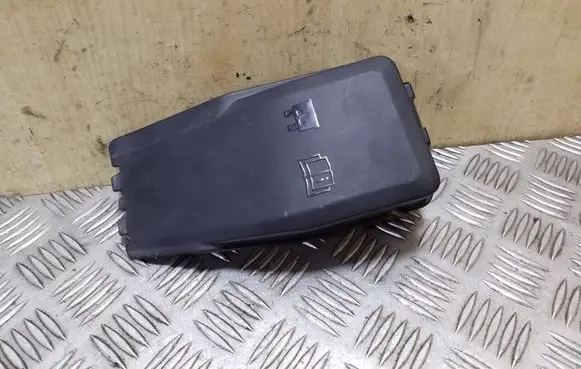 Volvo S60 Fuse box cover 30659262