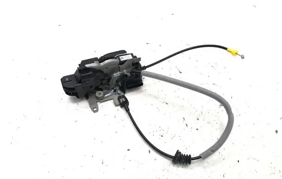 Volvo XC40 Front door lock 31462456