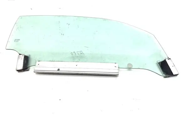Jaguar XK8 - XKR Front door window/glass (coupe) 43R00002 DOT17M22AS2