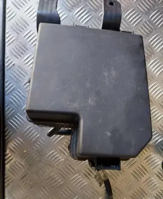 KIA Sorento Fuse module 912802P053 1107051031