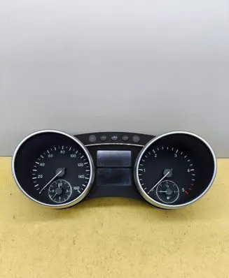 Mercedes-Benz ML W164 Speedometer (instrument cluster) A1645409047 ZGS001 A2C53240810