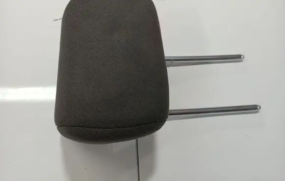 Ford Focus Front seat headrest 