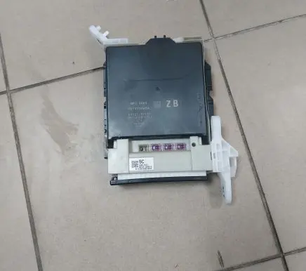 Toyota Corolla E210 E21 Central body control module 8922102710 8273002P80A 63589313