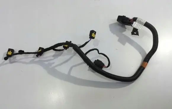 Hyundai Tucson TL Fuel injector wires 353412B270