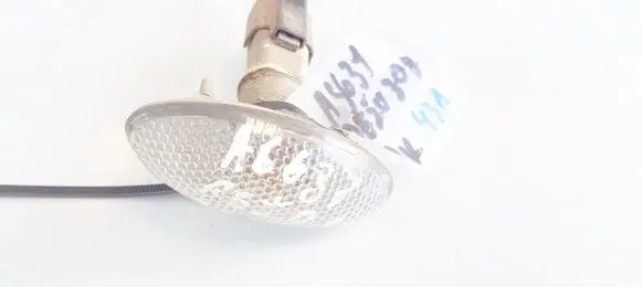 Peugeot 307 Front fender indicator light