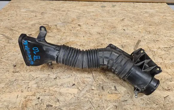 Suzuki Vitara (LY) Air intake hose/pipe 1376764R00