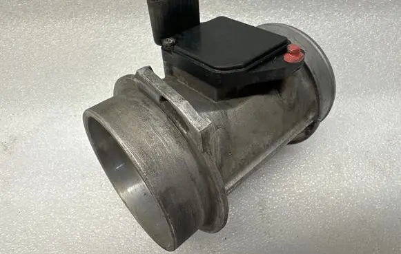 Audi A6 S6 C5 4B Mass air flow meter 059906461D AFH7025C