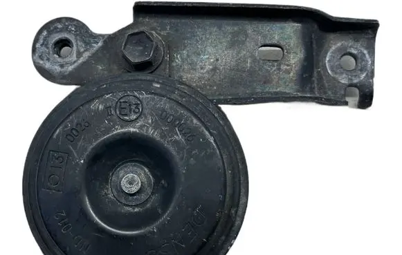 Toyota Yaris XP210 Horn signal 865200D050 86520-0D050