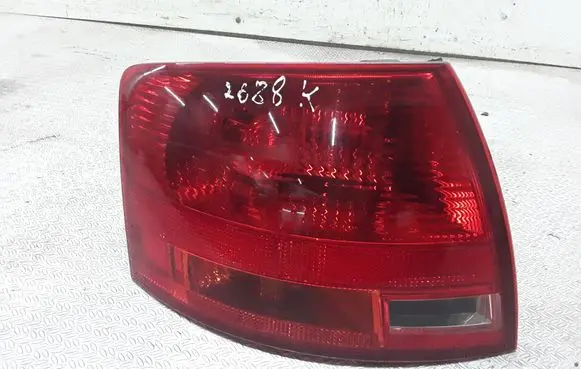 Audi A4 S4 B7 8E 8H Rear/tail lights 8E9945095E