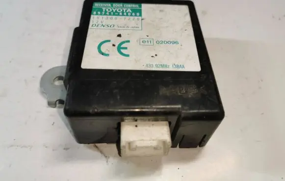 Toyota Avensis Verso Door control unit/module 8974144060 1513007220