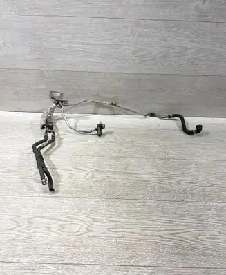 BMW X6 F16 Engine coolant pipe/hose 8519112 17908910 8513337