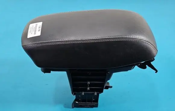 Jeep Cherokee Armrest 1WZ46DX9AA IMPRK1560798