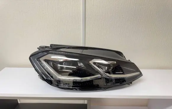 Volkswagen Golf VII Headlight/headlamp 5G1941114A