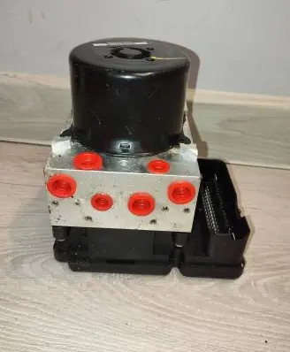 Volvo S60 ABS Pump 31273882 28526258033 10092604063
