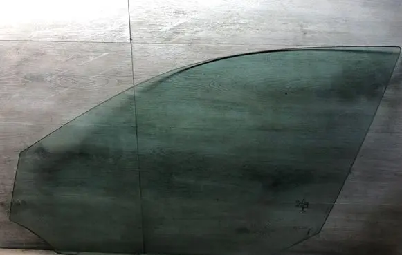 Mercedes-Benz E W212 Front door window glass four-door 43R00050 E000292 DOT24M62AS2