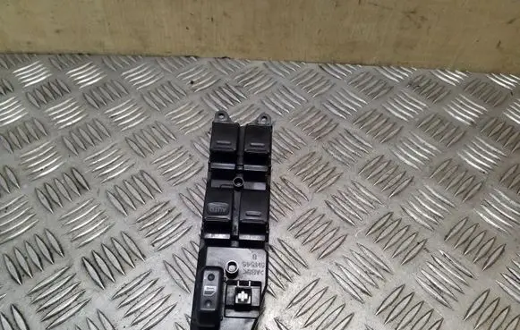 Toyota RAV 4 (XA20) Electric window control switch 8482042130 515018101
