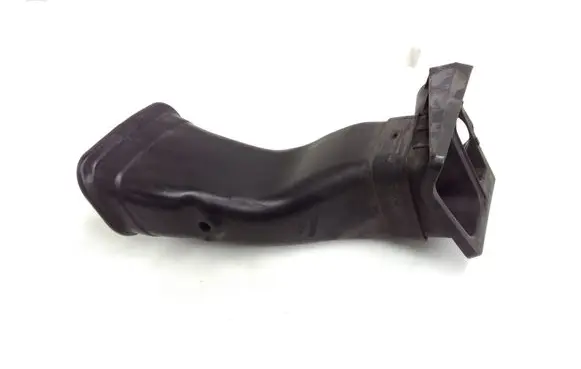 Volvo XC90 Air intake duct part 31370228