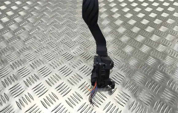 Nissan Micra K14 Accelerator throttle pedal 180025FA0B 6PV01290201