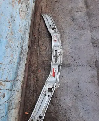 Audi A6 S6 C4 4A Top upper radiator support slam panel