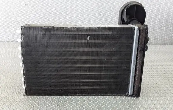 Volkswagen Golf III Heater blower radiator 1H1819031A