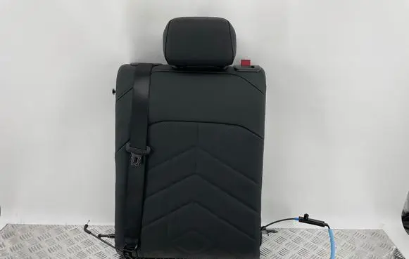 BMW 5 G60 G61 Rear seat