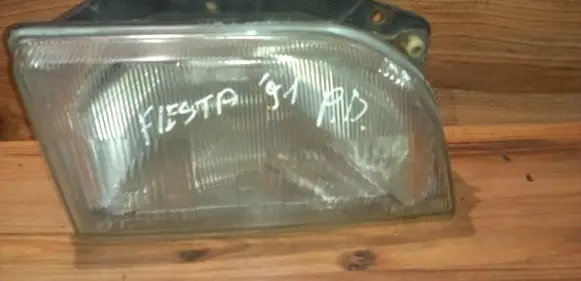 Ford Fiesta Headlight/headlamp 92fg13005a2a