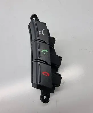 Hyundai i40 Steering wheel buttons/switches 39R2931200