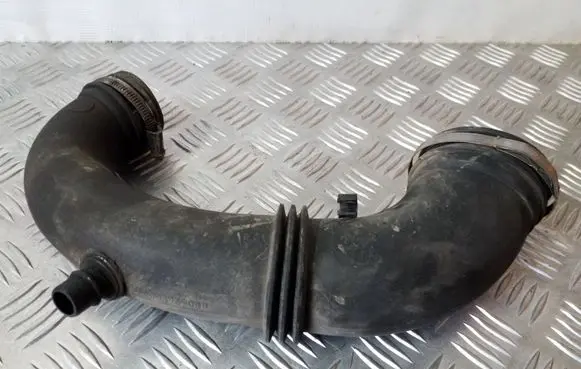 Renault Trafic II (X83) Air intake hose/pipe 8200396908
