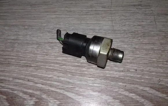 Volvo S60 Brake power pressure regulator 10052299271