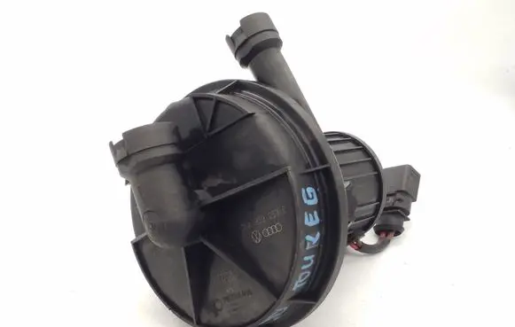 Volkswagen Touareg I Secondary air pump 7L0906279 06A959253E
