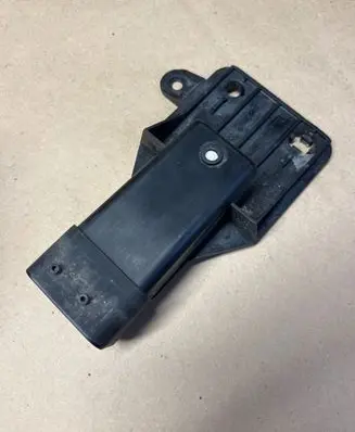Coolant fan relay
